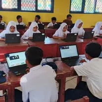 Suasana Belajar Mengajar Aktif di Kelas